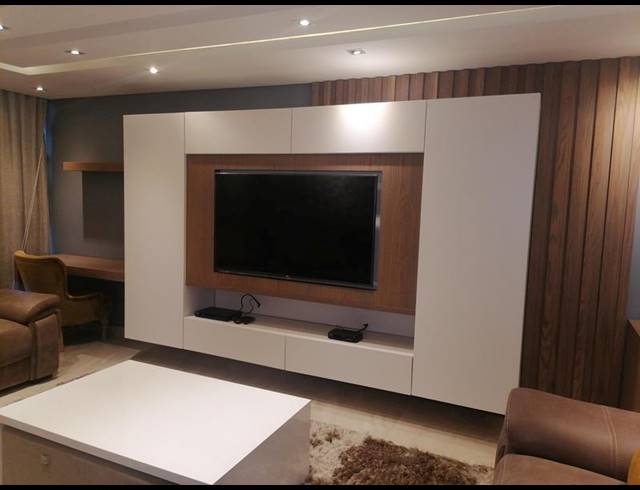 2 BEDROOM APARTMENT FOR SALE IN RIVERSIDE